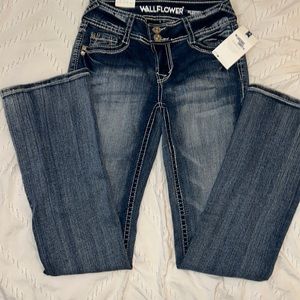 Bought from Kohl’s, Bootcut Lowrise Jeans, Size: 0/24 Regular